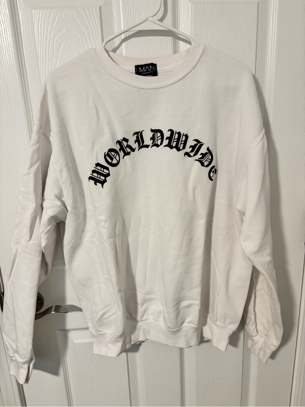 Boohoo White Crewneck Sweater with Black "WORLDWIDE" Graphic